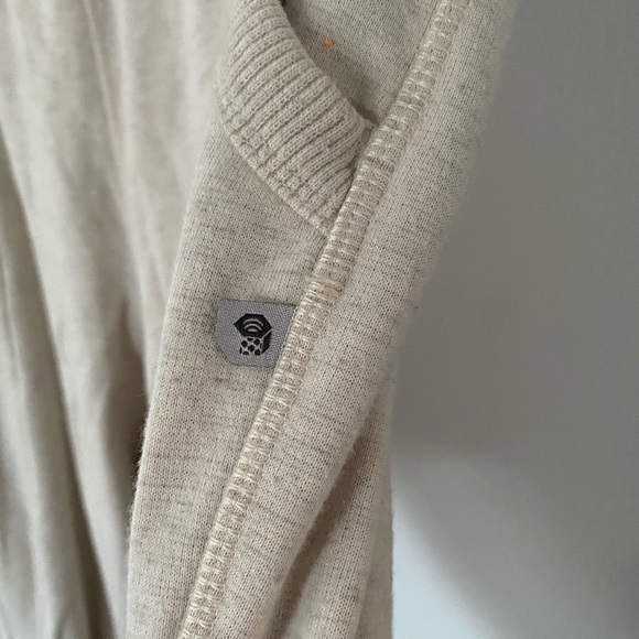 Mountain hardwear fire tower pants in stone - size large - Picture 3 of 5